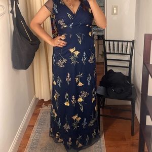 Navy Chiffon Embroidered Flower Dress 🌷